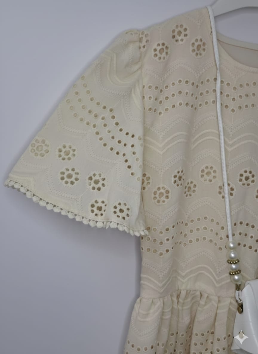 Timeless Elegance: Vintage-Inspired Eyelet Midi Dress