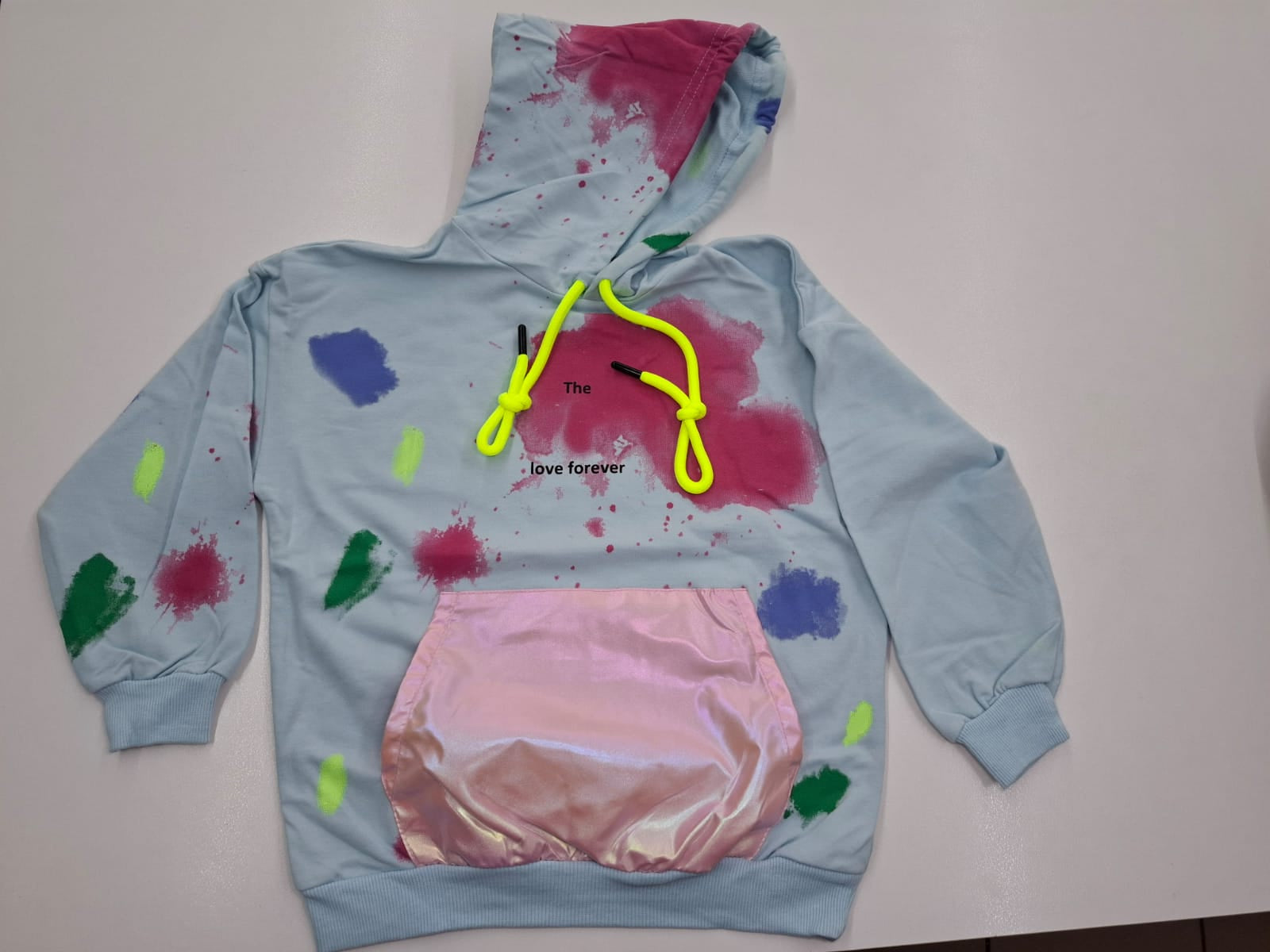 Art Splash: The Bright Graphic Hoodie with Contrast Pocket