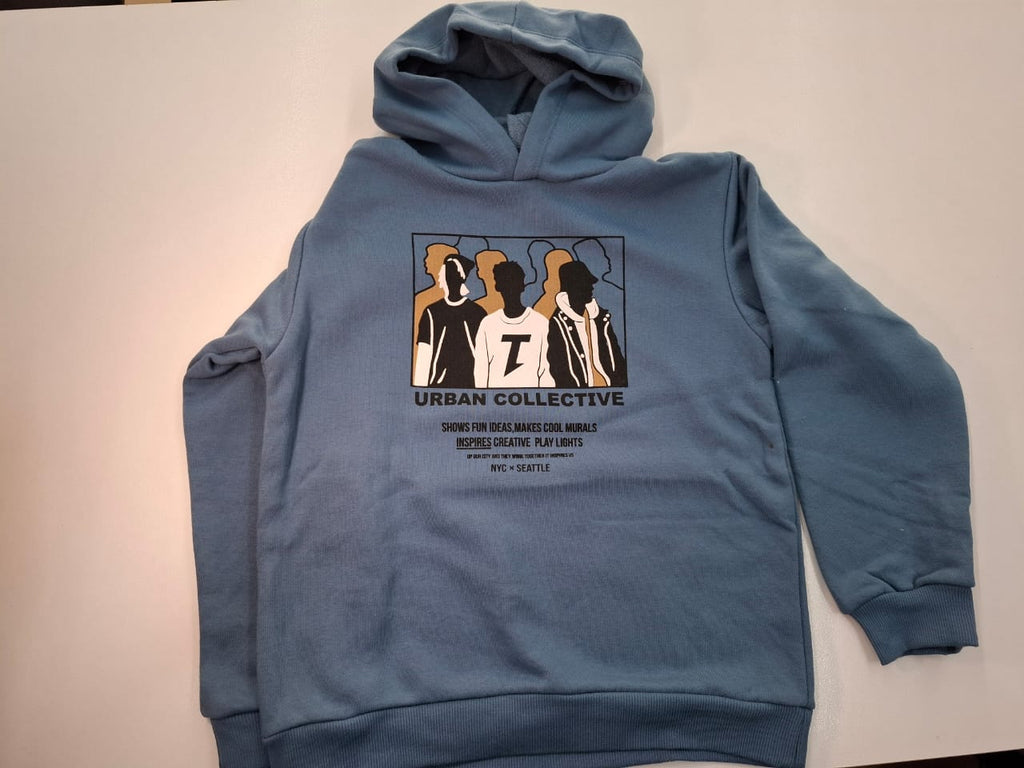 Urban Collective: The Street-Style Graphic Hoodie