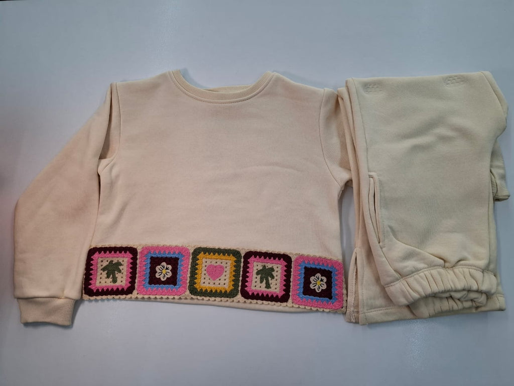 Handcrafted Charm: Sweet Two-Piece Lounge Set